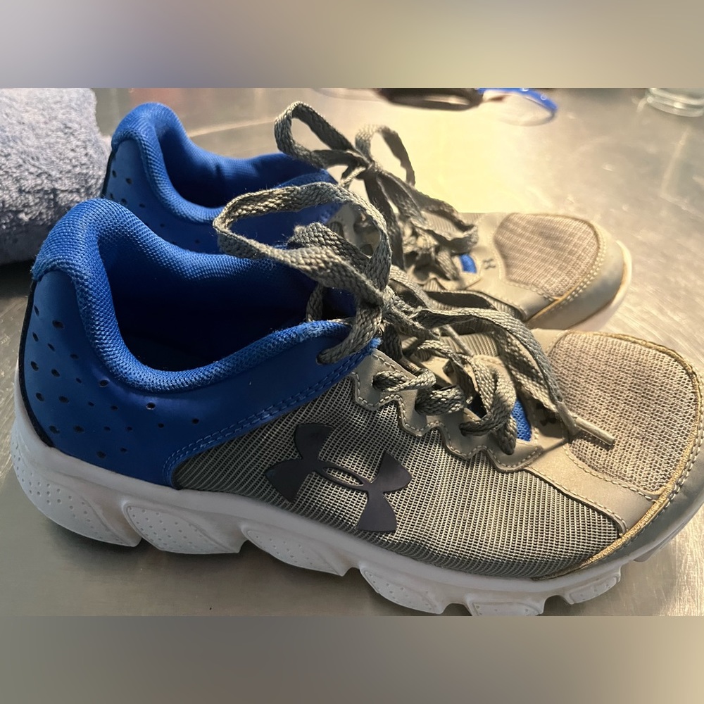 Youth Under Armour shoes